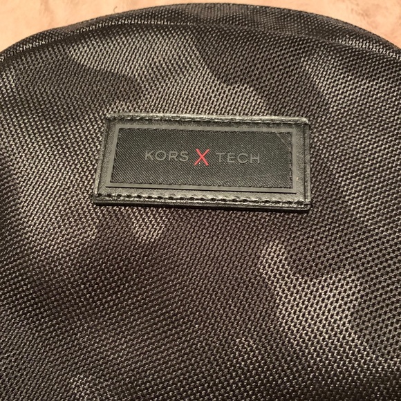 Kors X Tech men’s backpack - Picture 3 of 8